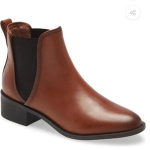 Steve Madden Dares Bootie, size 8.